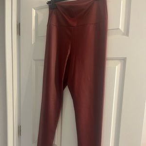NWOT Faux Leather High Waist Leggings Tummy Control Pants- in Burgundy-